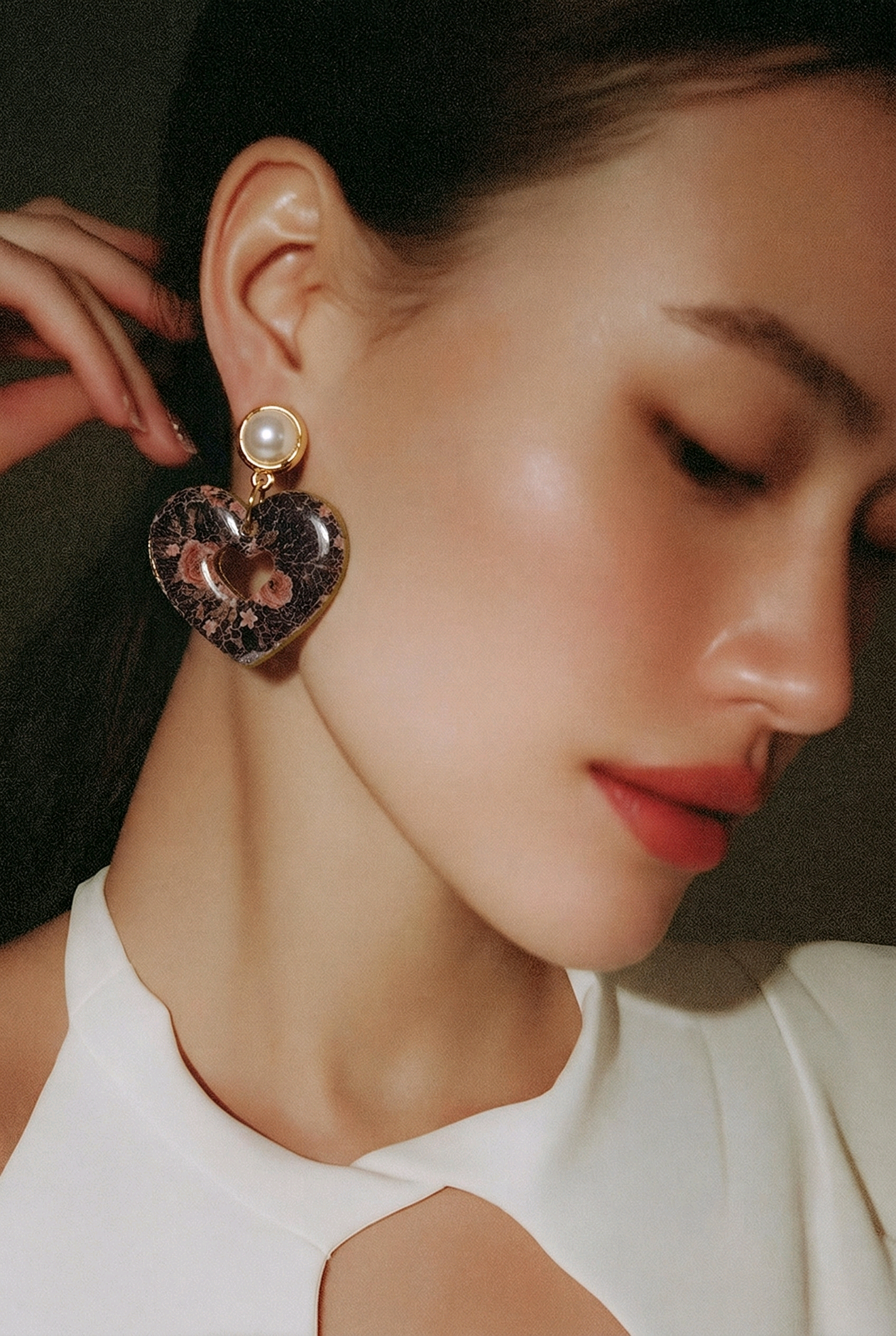 Pearl Floral Hearts - Image 3